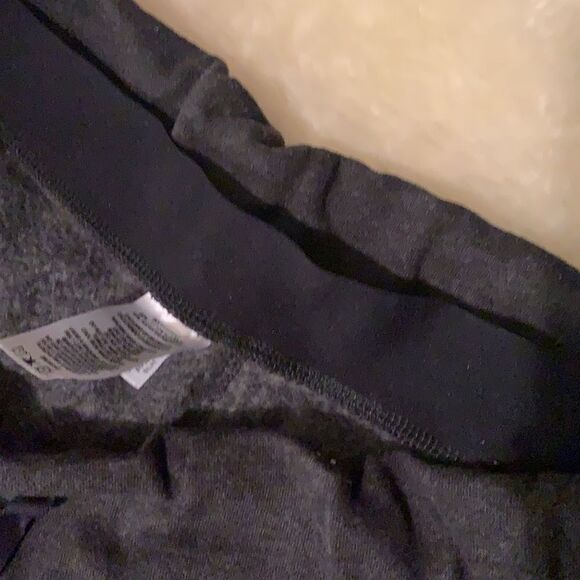 Calvin Klein Capri foil spell out logo joggers - Picture 6 of 8